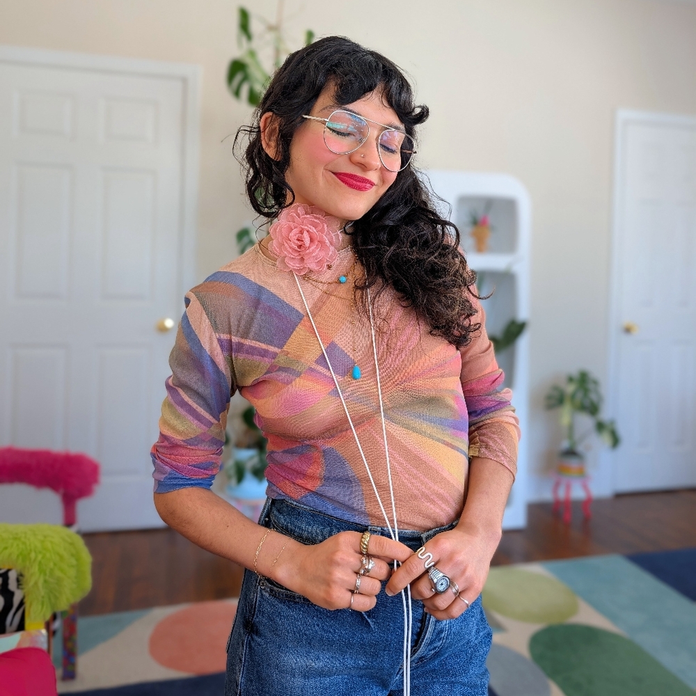 90s Y2K pink flower choker necklace - Picture 8 of 8